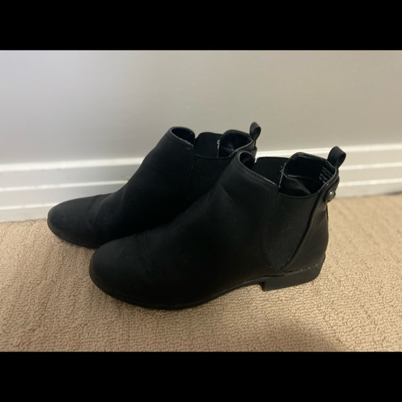 Call it spring black ankle boots - Picture 1 of 9
